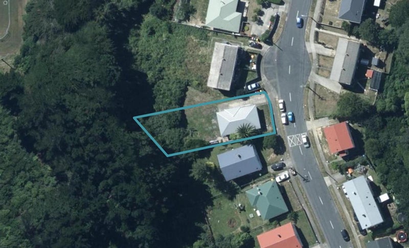 80 Sievers Grove, Cannons Creek, Porirua - Carousel 1