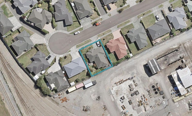 83 Leighton Avenue, Waiwhetu, Lower Hutt - Carousel 1
