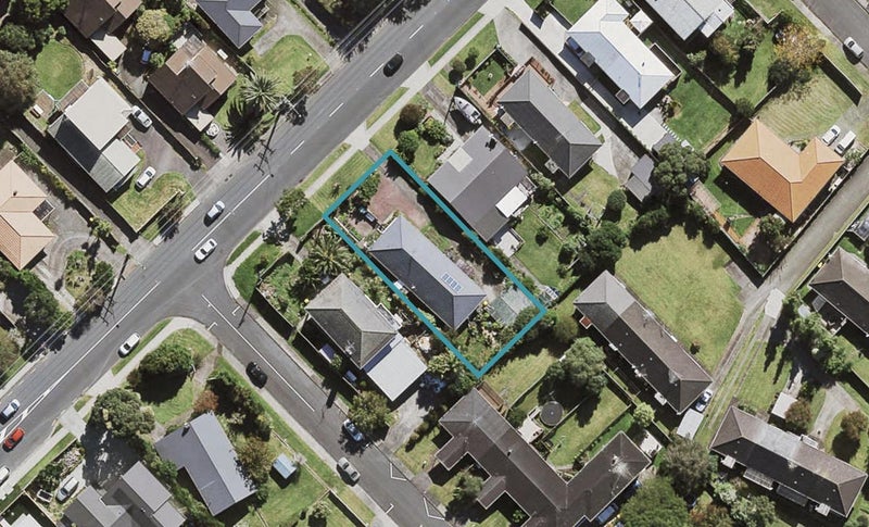 2/40 Ocean View Road, Northcote, Auckland - Carousel 1