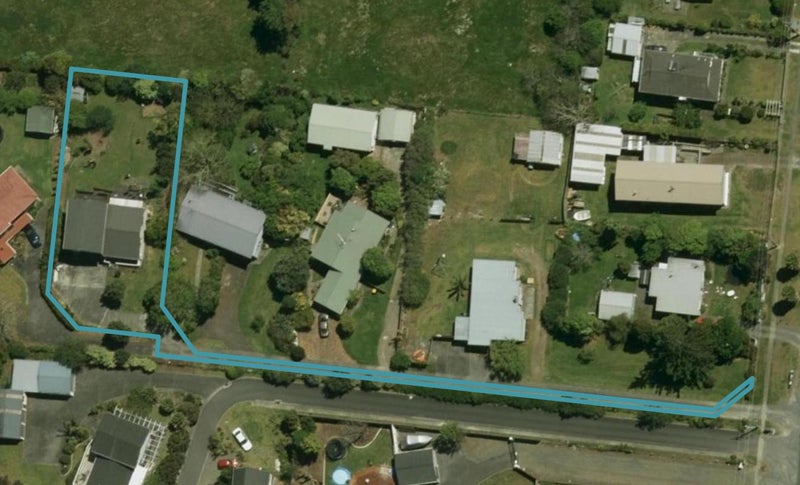 328 One Tree Point Road, One Tree Point - Carousel 1