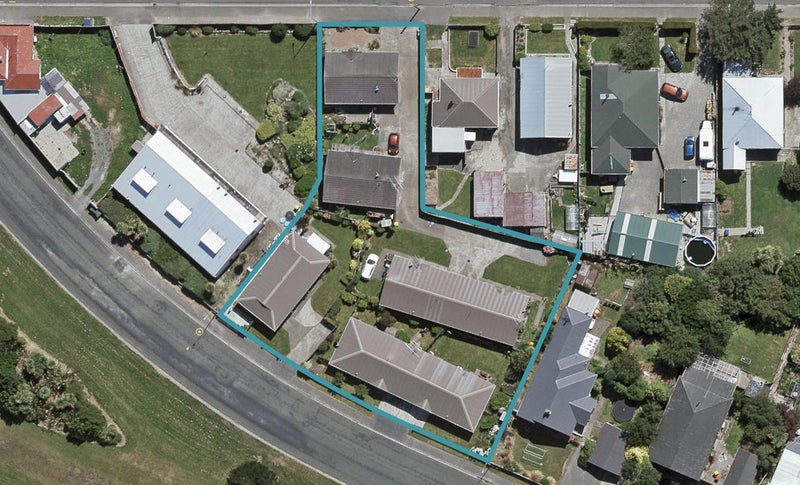 22 Moulson Street, Strathern, Invercargill - Carousel 1