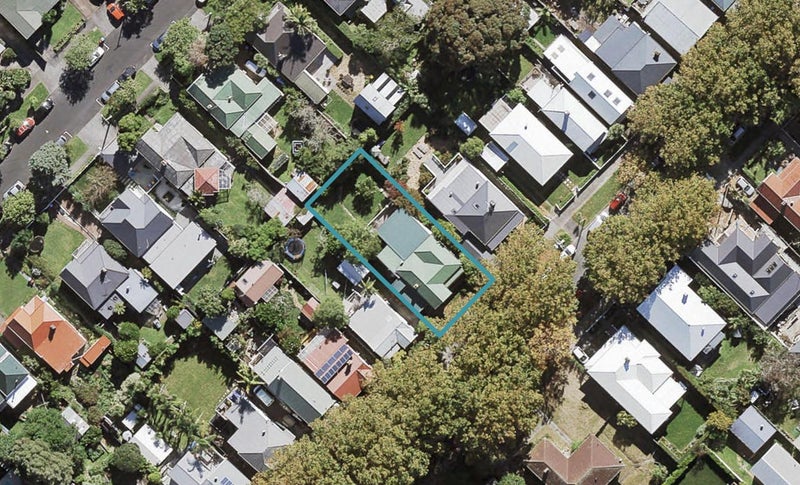 15 Castle Street, Grey Lynn, Auckland - Carousel 1