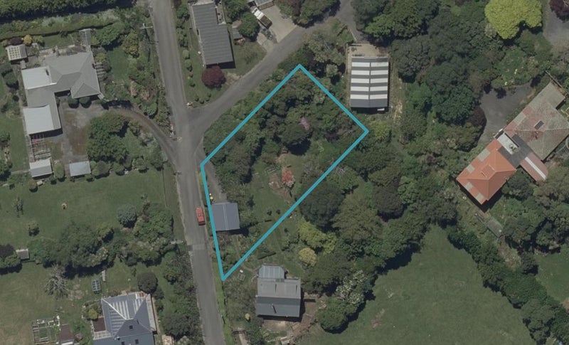 11 Seaton Road, Portobello, Dunedin - Carousel 1