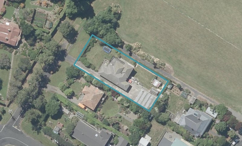 24 Takahe Terrace, Saint Leonards, Dunedin - Carousel 1