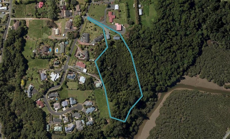 29 Tawhai Place, Parahaki, Whangarei - Carousel 1