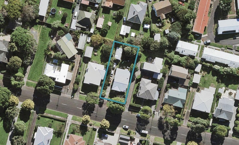 30 Kings Road, Mount Roskill, Auckland - Carousel 1