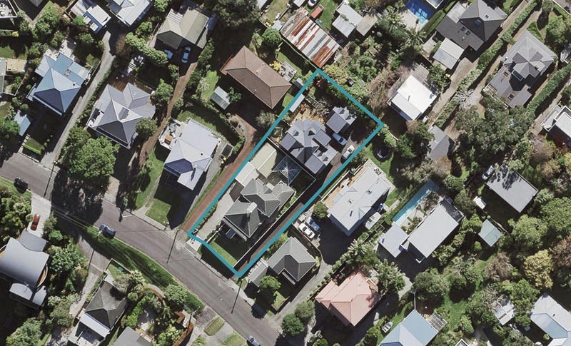1/65 Palmerston Road, Birkenhead, Auckland - Carousel 1