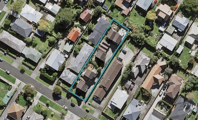 9D Eden View Road, Sandringham, Auckland - Carousel 1