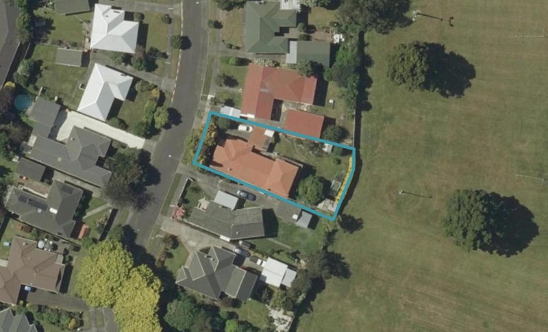 41 Waterloo Crescent, Hokowhitu, Palmerston North - Carousel 1