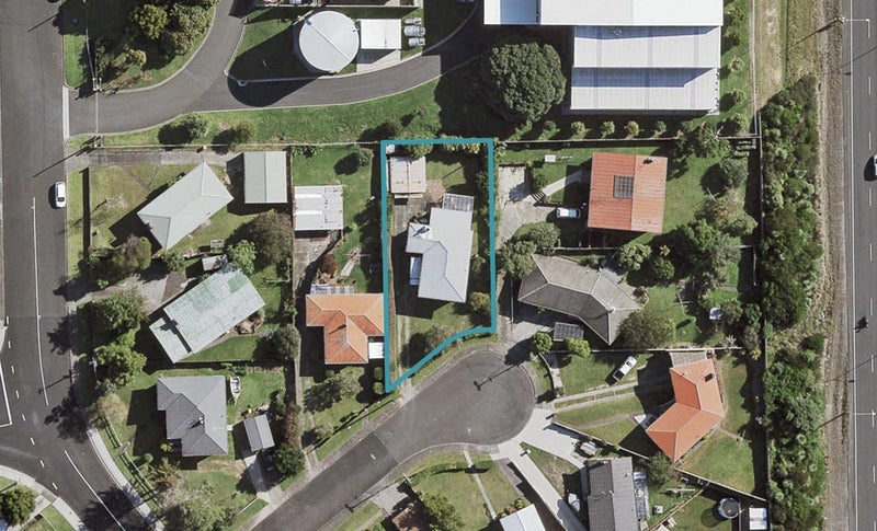 4 Sexton Place, Manurewa East, Auckland - Carousel 1