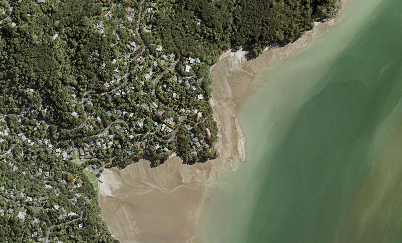 6 Inaka Place, Titirangi, Auckland - Carousel 1