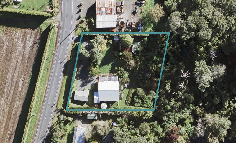 11 Barrett Road, Albany - Carousel 1