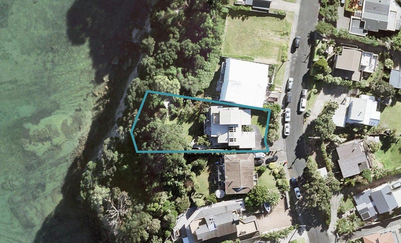 44 Ardern Avenue, Stanmore Bay, Whangaparaoa - Carousel 1