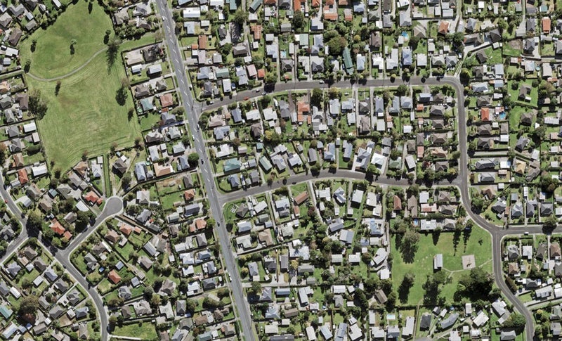 5 Brennan Avenue, Te Atatu Peninsula, Auckland - Carousel 1