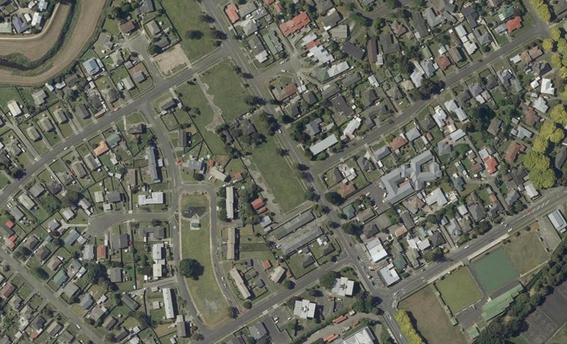 106 Botanical Road, Takaro, Palmerston North - Carousel 1