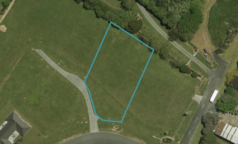 2 Grange Lane, Waipu, Waipu - Carousel 1