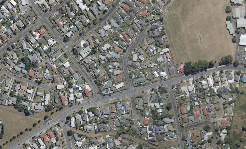 1/3 Sundown Crescent, Melville, Hamilton - Carousel 1