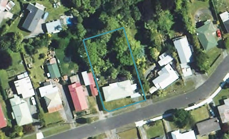 14 Antonio Street, Stratford, Stratford - Carousel 1