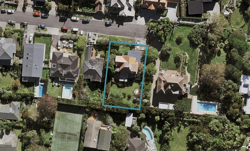 9 Tirohanga Avenue, Remuera, Auckland - Carousel 1