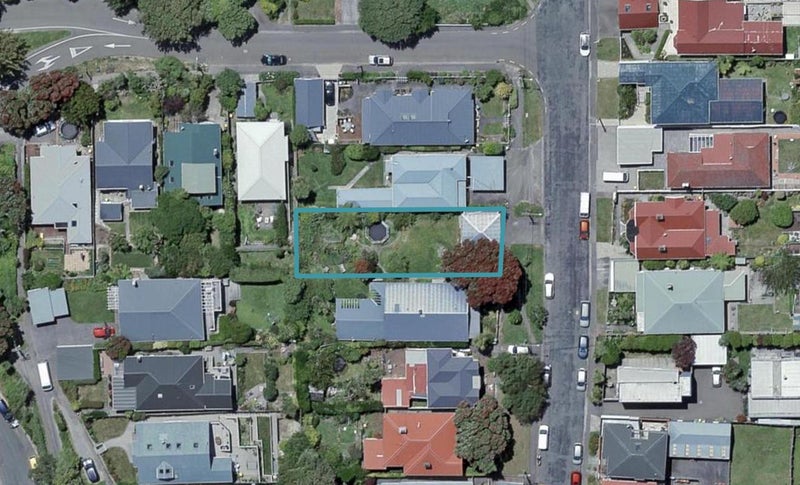 17 Farm Road, Northland, Wellington - Carousel 1