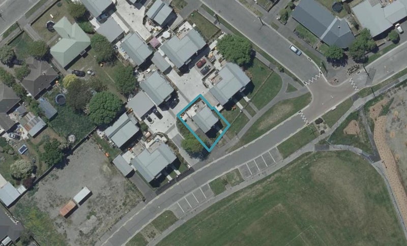 8/25 Ben Rarere Avenue, Aranui, Christchurch - Carousel 1
