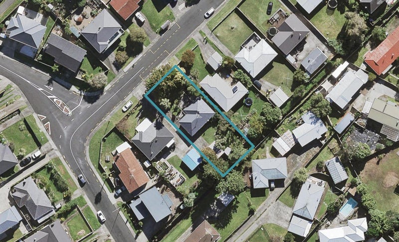 50 Lingfield Street, Glenfield, Auckland - Carousel 1