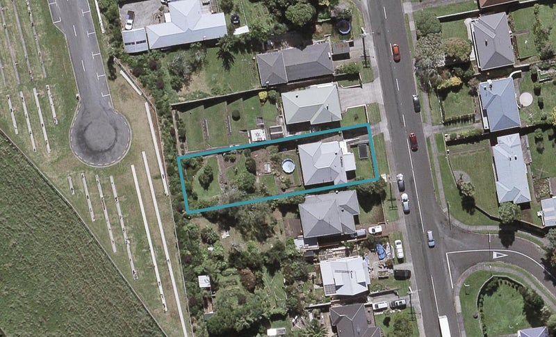 72 Awanui Street, Merrilands, New Plymouth - Carousel 1