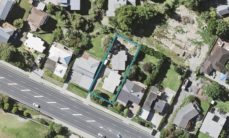 1/425 East Coast Road, Mairangi Bay, Auckland - Carousel 1