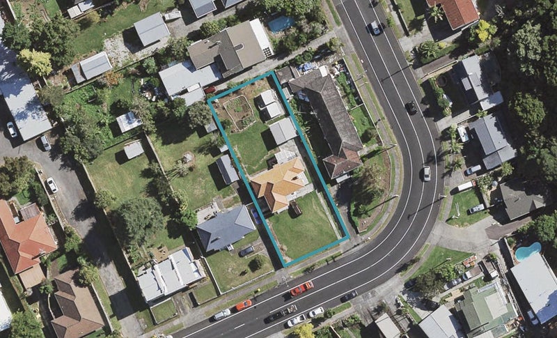 16 Hill Road, Hillpark, Auckland - Carousel 1
