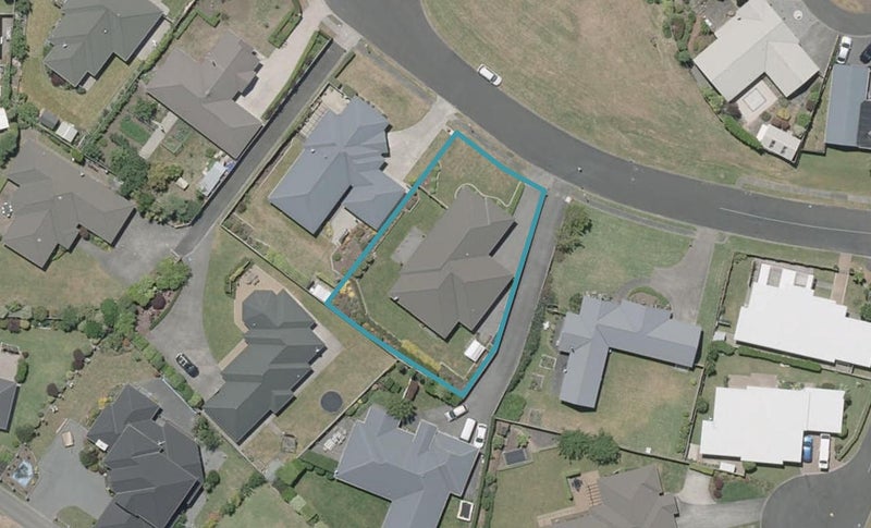 5 Cotswolds Close, Otamatea, Whanganui - Carousel 1