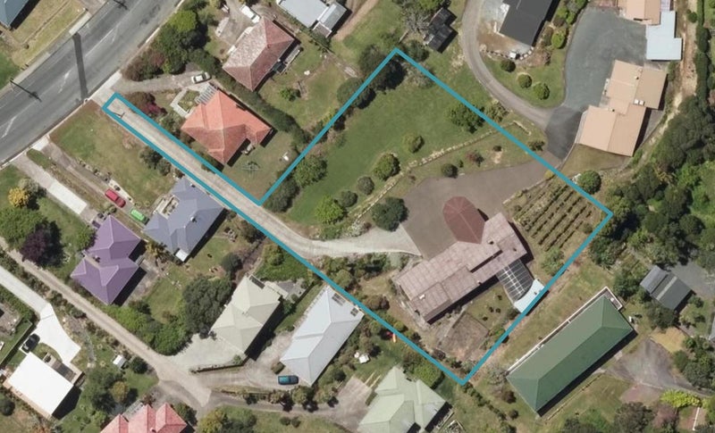 31 Tarewa Road, Morningside, Whangarei - Carousel 1