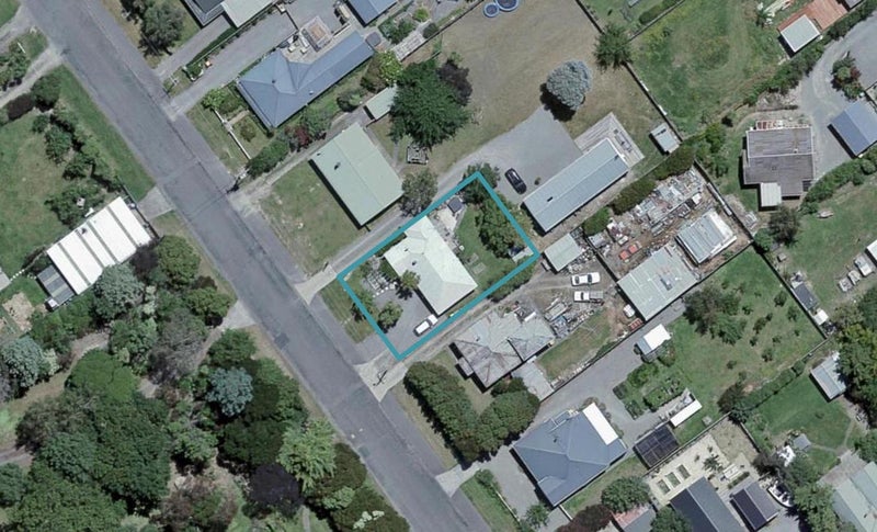 29 Daniel Street, Martinborough - Carousel 1