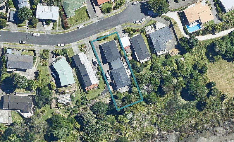 24B Sunny Bay Road, Matua, Tauranga - Carousel 1