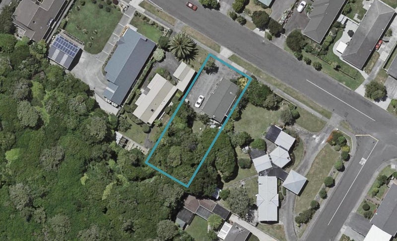 48 Kapanui Road, Waikanae - Carousel 1