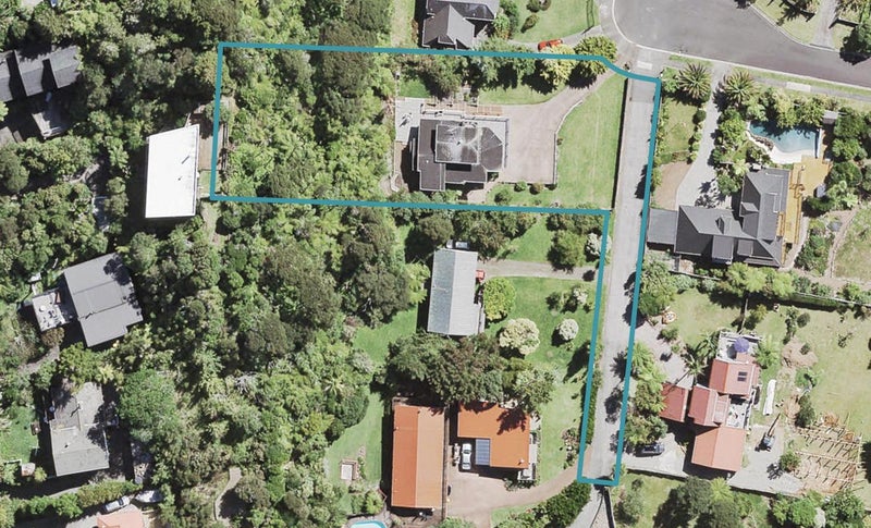 44 Laingfield Terrace, Laingholm, Auckland - Carousel 1
