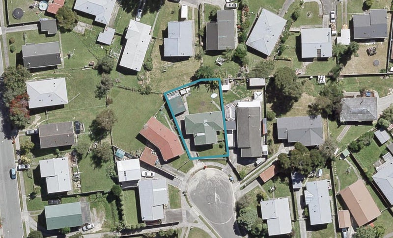 25 Blueberry Grove, Timberlea, Upper Hutt - Carousel 1