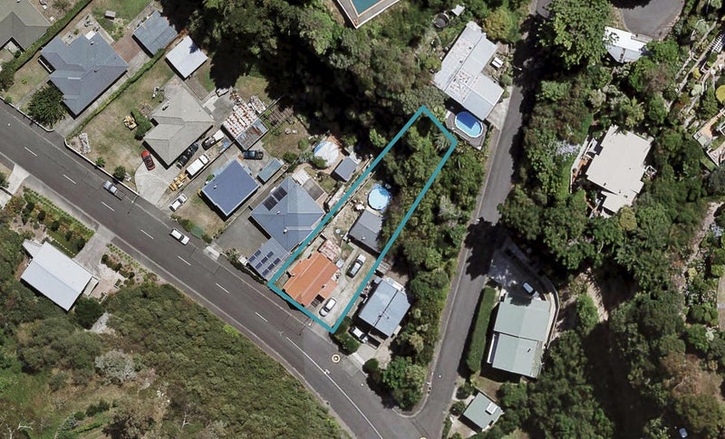41 Burns Road, Hospital Hill, Napier - Carousel 1