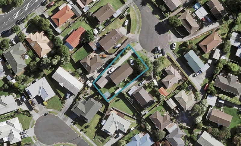 5 Sparrow Place, Weymouth, Auckland - Carousel 1