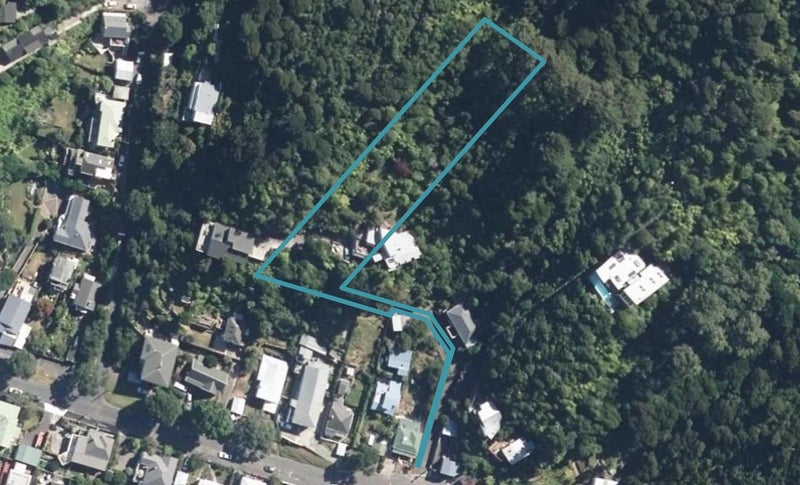 31 Totara Street, Eastbourne, Lower Hutt - Carousel 1
