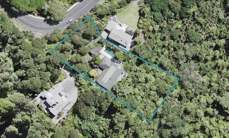 758 West Coast Road, Oratia, Auckland - Carousel 1