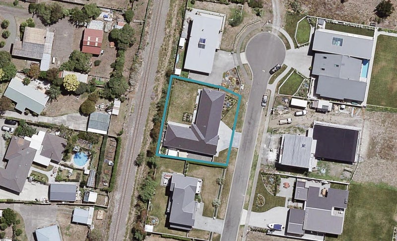 9 Mer Place, Bay View, Napier - Carousel 1