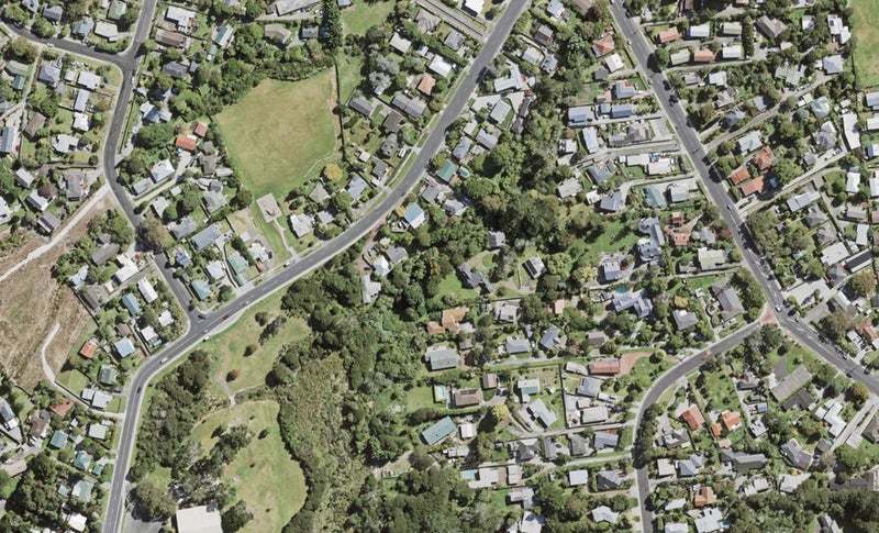 68B Kaurilands Road, Titirangi, Auckland - Carousel 1