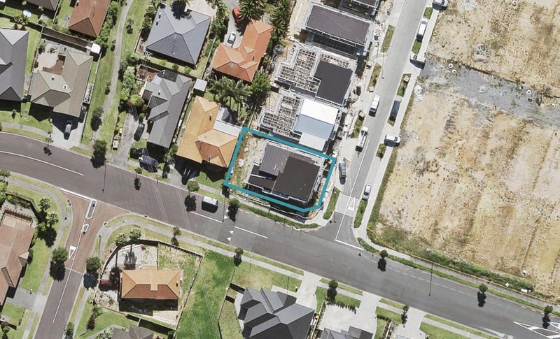 29 Tihema Lane, Westgate, Auckland - Carousel 1