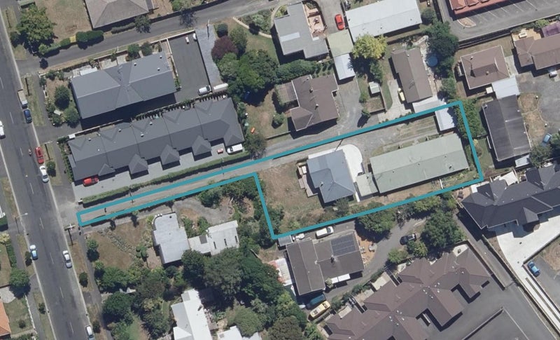 100 MacFarlane Street, Hamilton East, Hamilton - Carousel 1