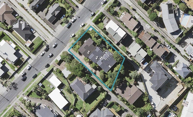3/49 Aberdeen Road, Castor Bay, Auckland - Carousel 1