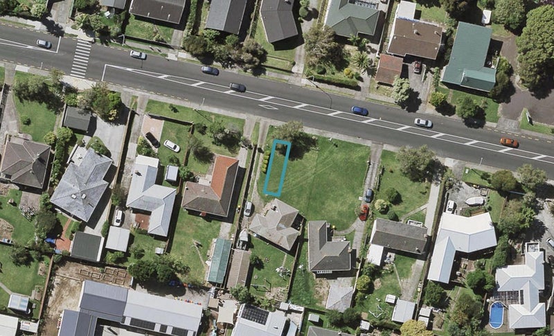 2/93 Reeves Road, Pakuranga, Auckland - Carousel 1