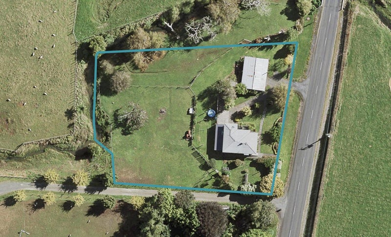 93 Logan Road, Buckland, Pukekohe - Carousel 1