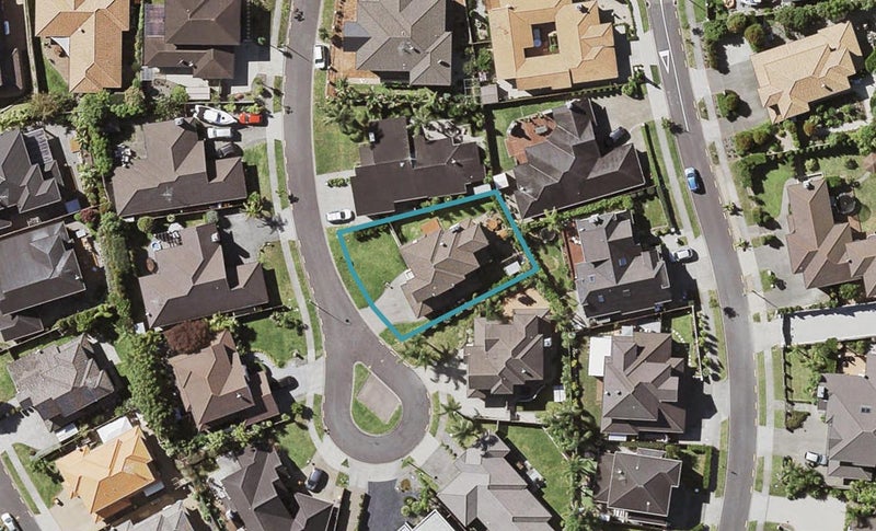 6 Fintry Place, Flat Bush, Auckland - Carousel 1