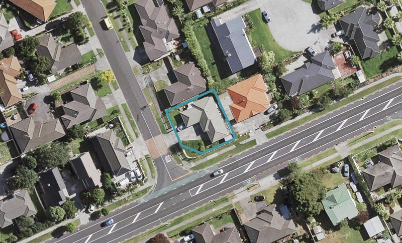 1 Senator Drive, Manurewa, Auckland - Carousel 1