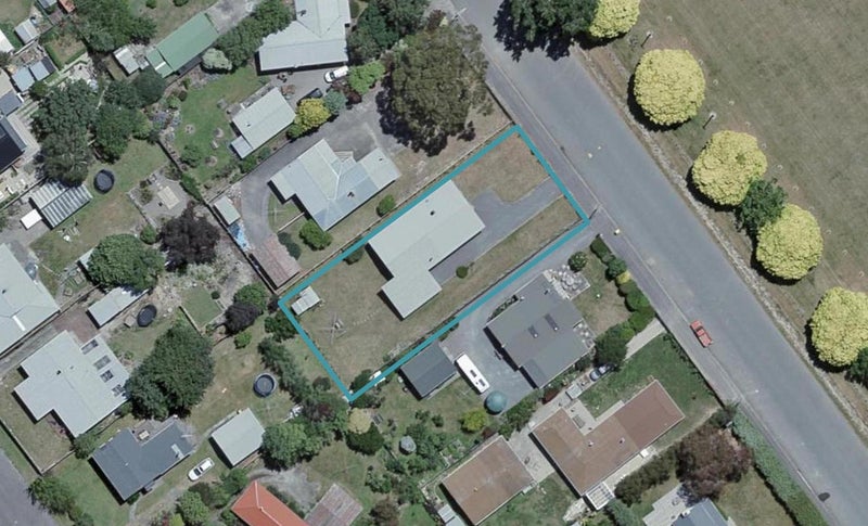 82 New York Street, Martinborough - Carousel 1